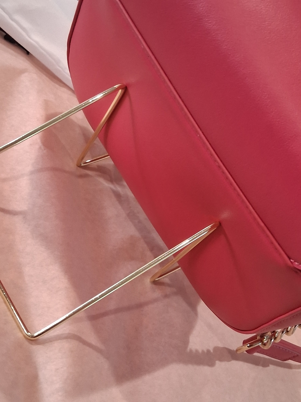 Love Moschino Red Leather Heart Crossbody - Picture 13 of 13